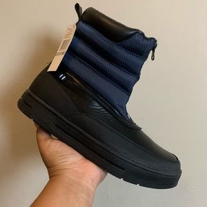 NWT Nautica Insulated Zip Front Duck Boot